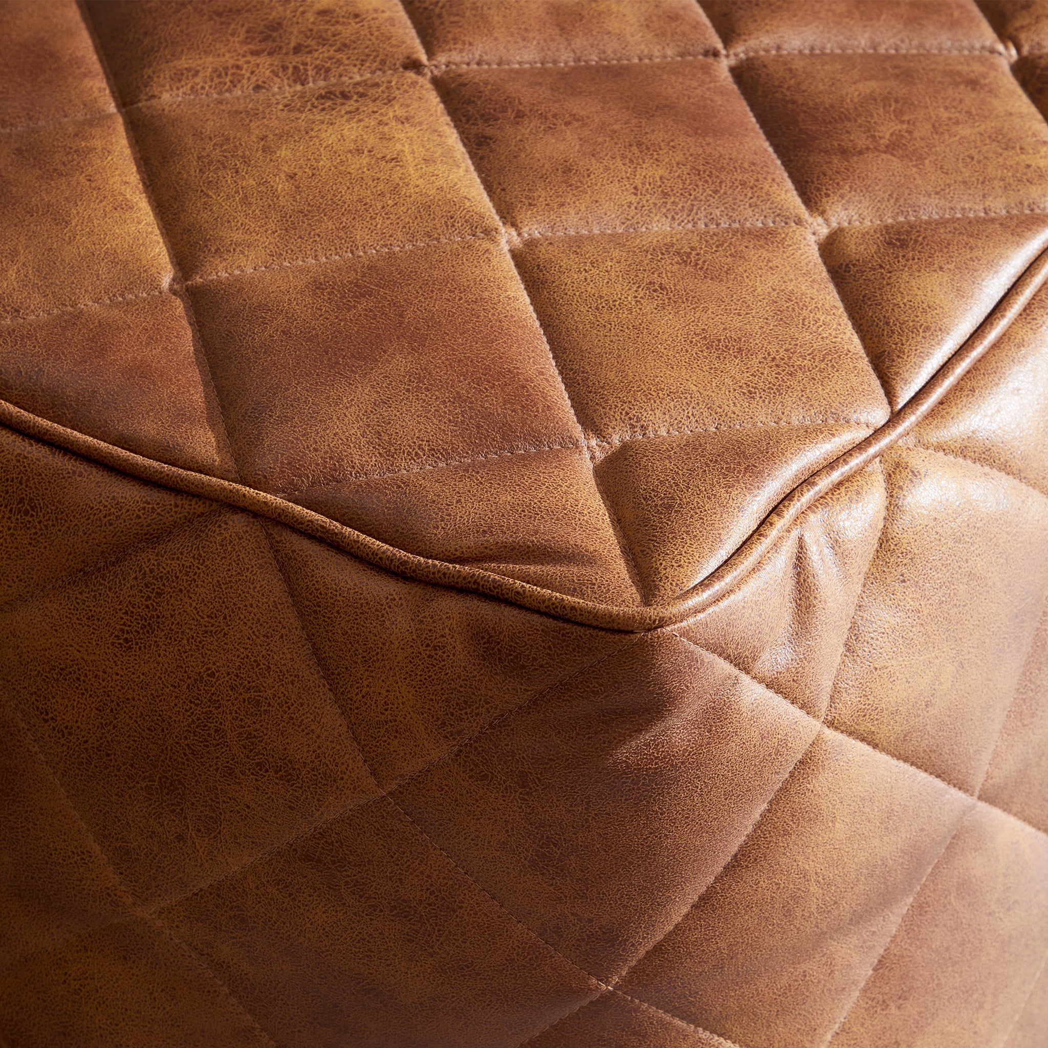 Pouf carré Leathaire beige gaufré