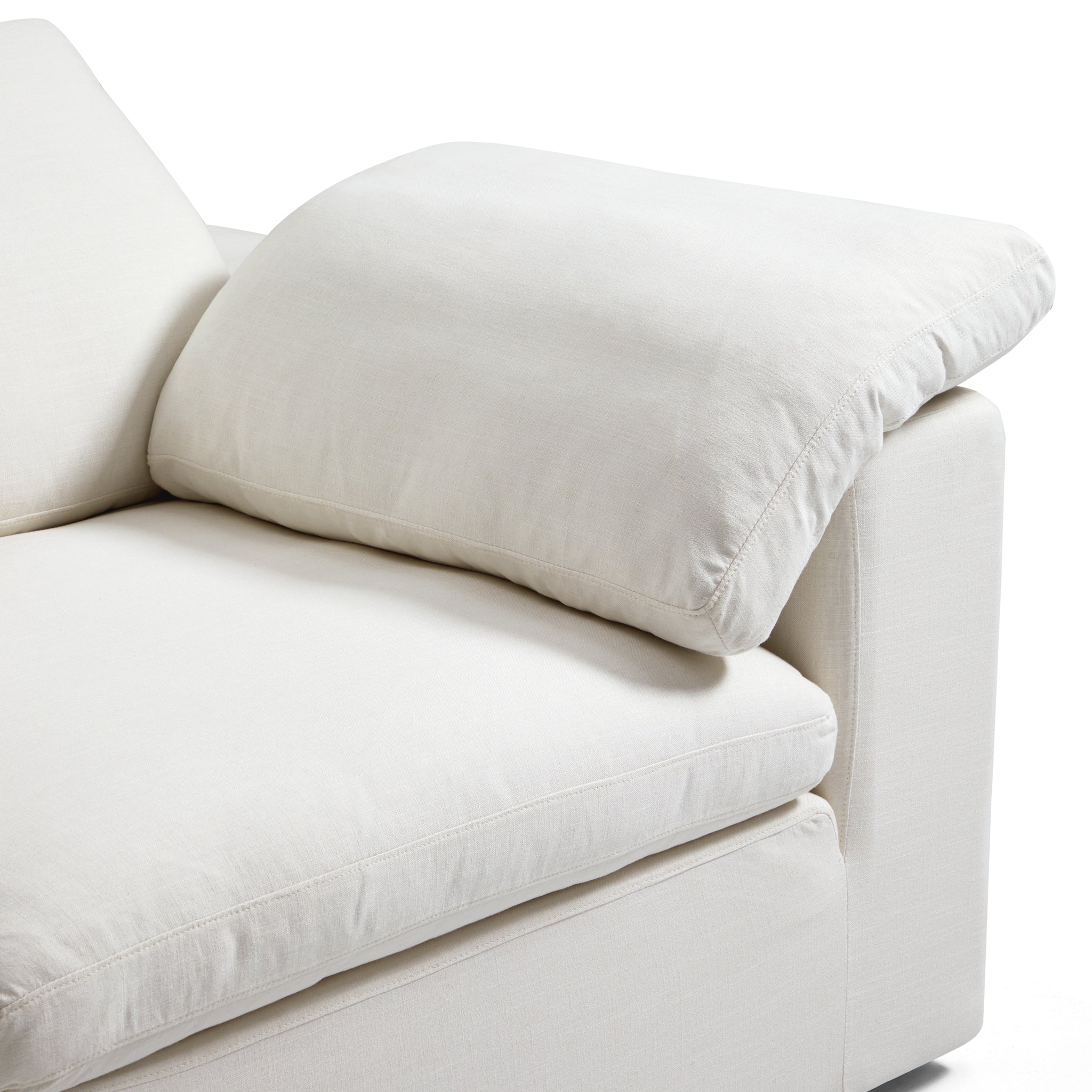 Canapé beige tendre Wabi-Sabi