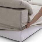 Canapé beige tendre Wabi-Sabi