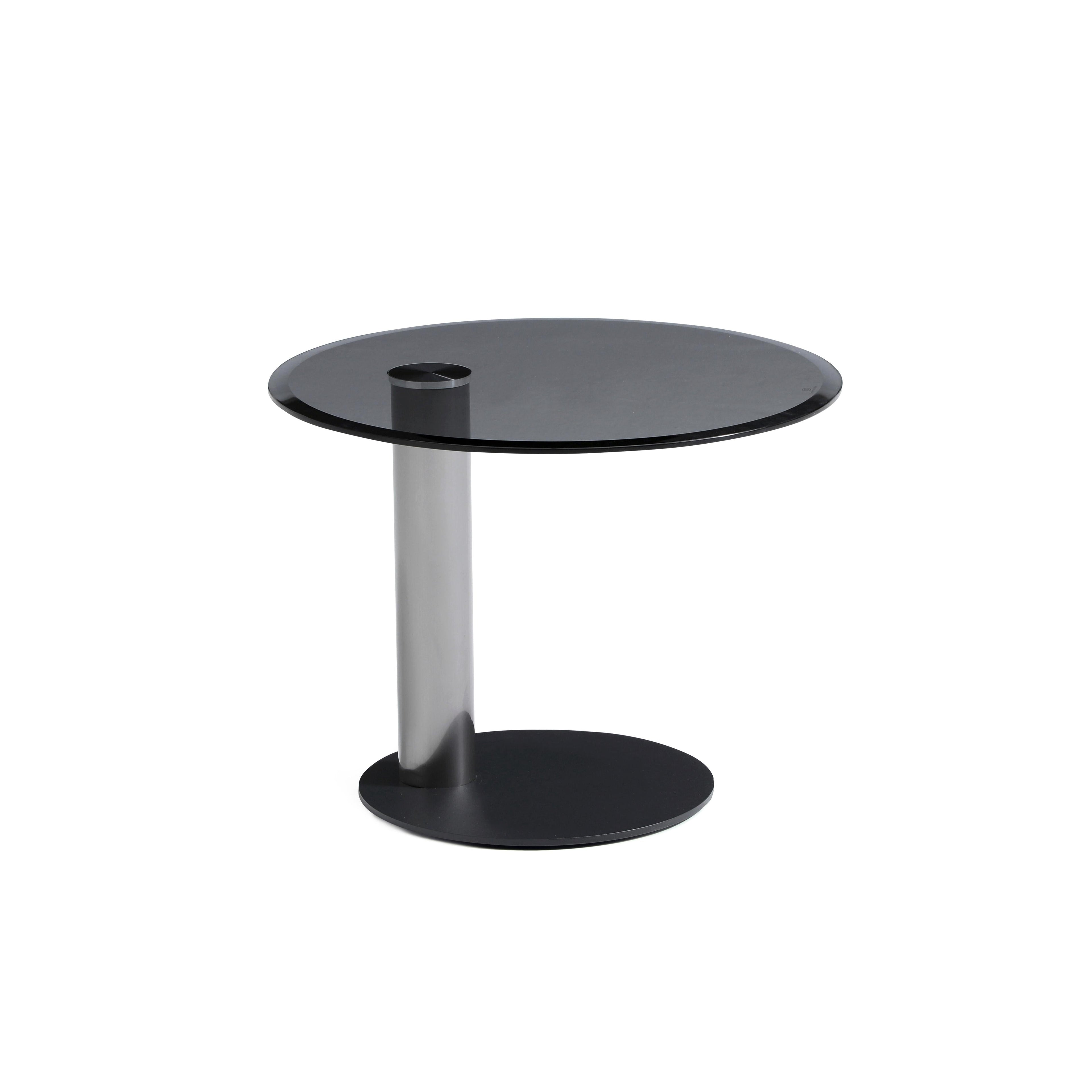 Table basse ronde en noyer ombré