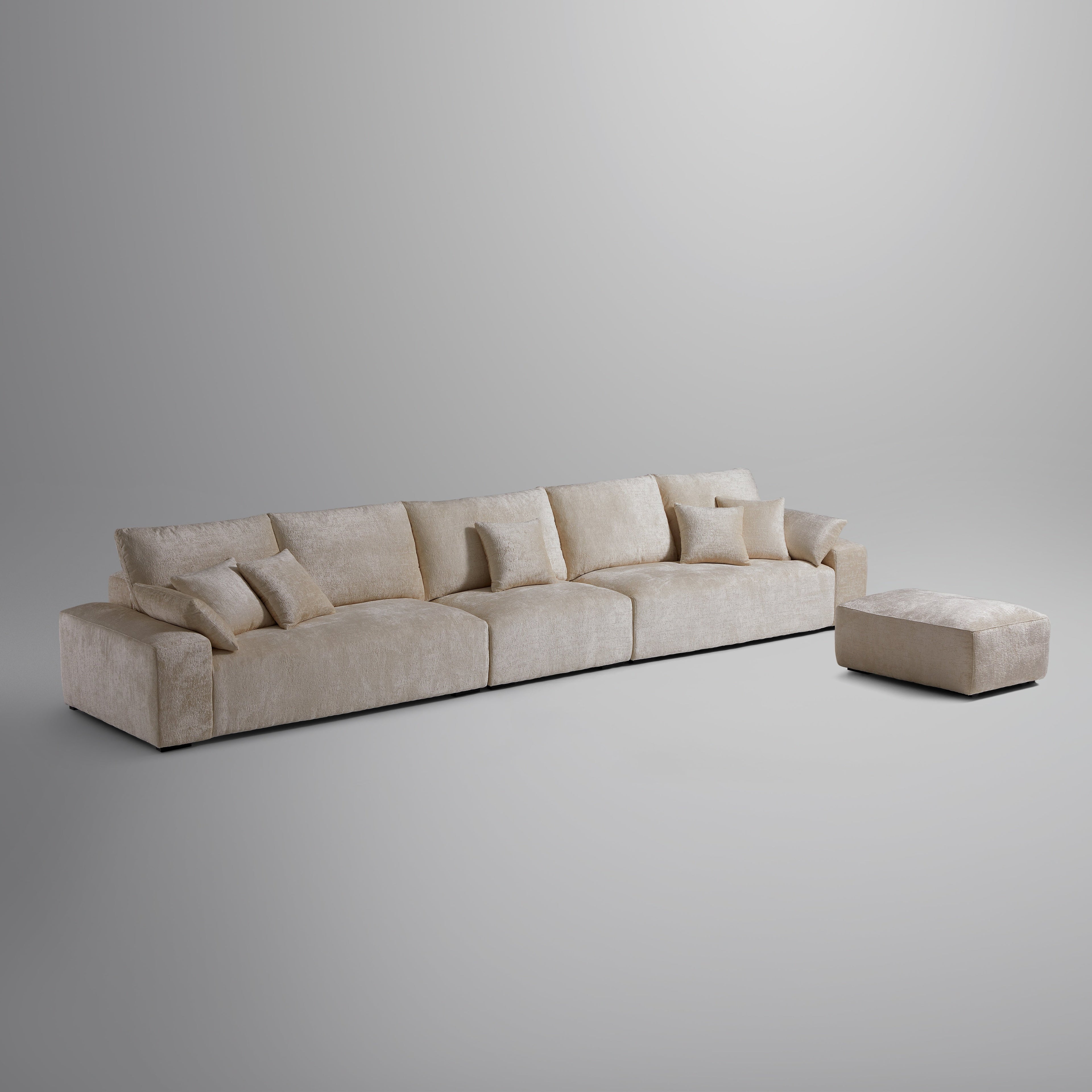 Le canapé et le pouf beiges Empress