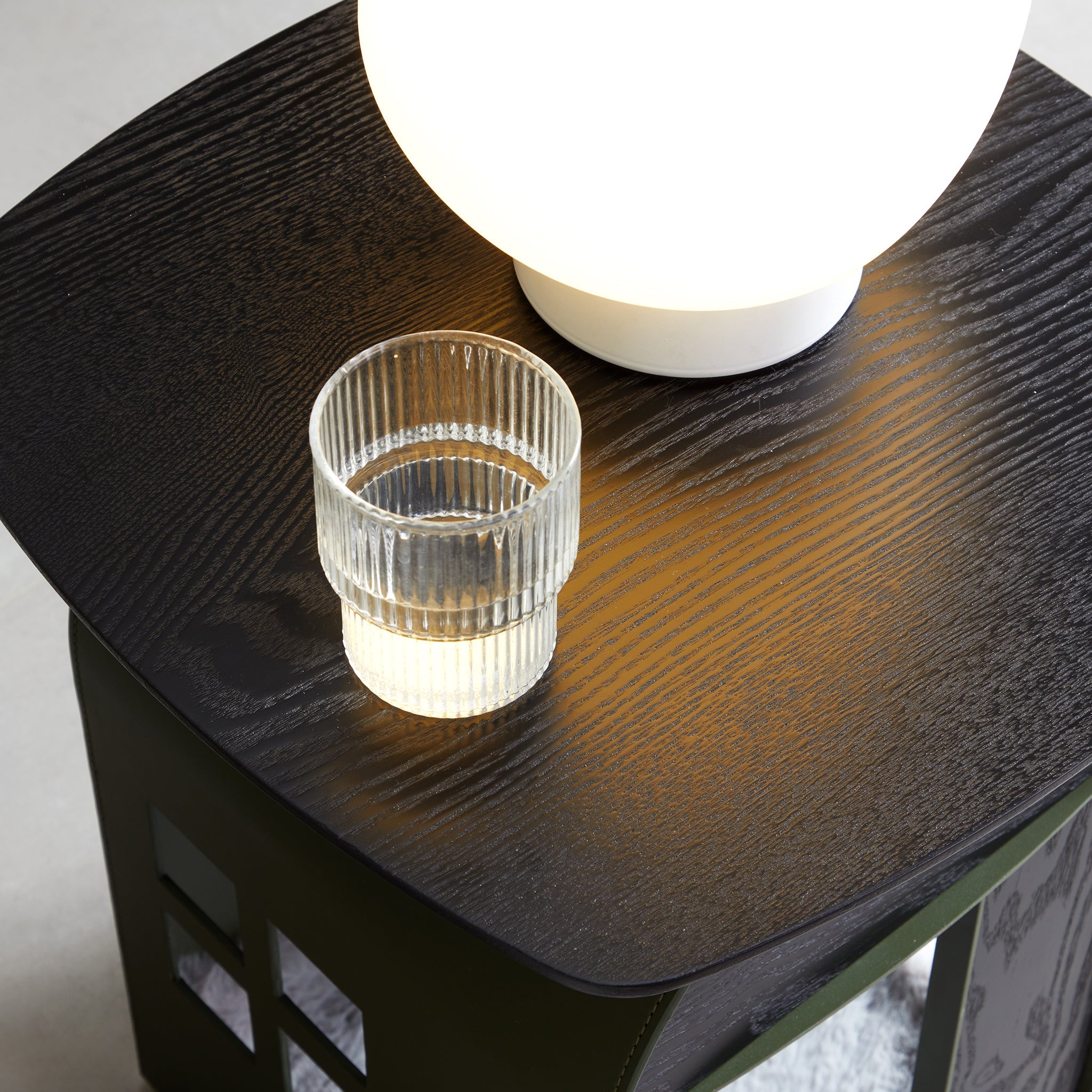 Lit pour animal de compagnie avec table d'appoint Dormeus