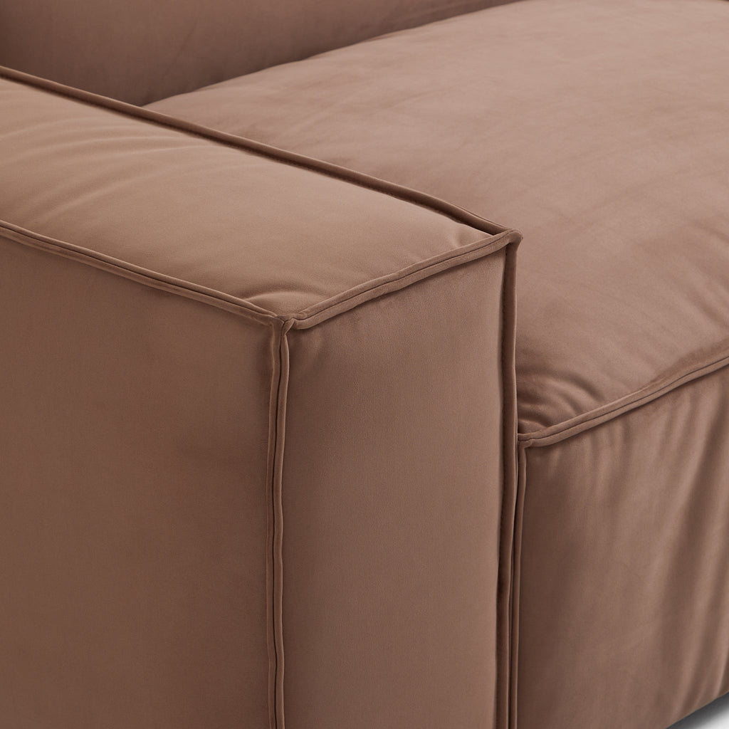 Canapé et pouf de luxe en tissu marron minimaliste