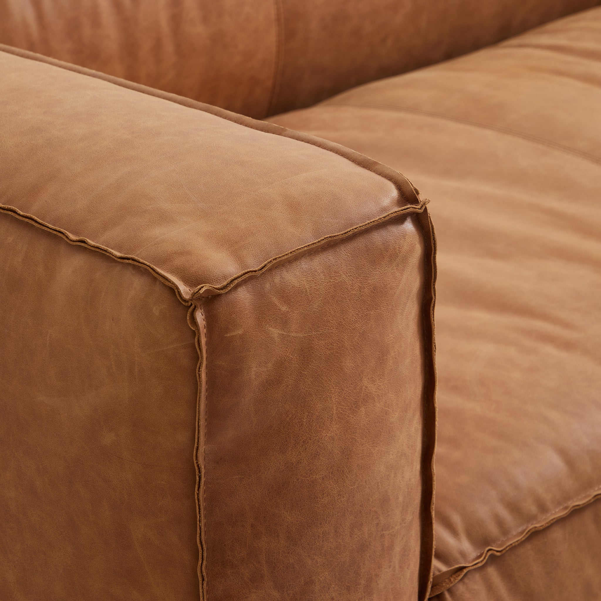 Canapé smoking en cuir véritable beige rouille