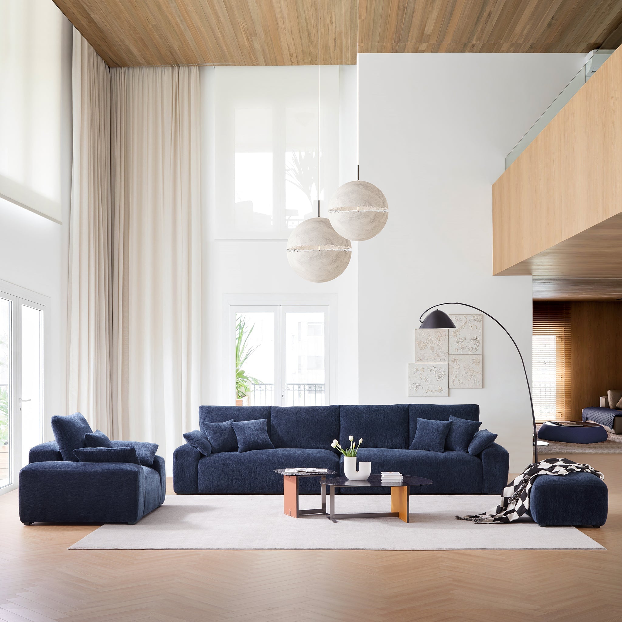 L'ensemble de canapés bleu marine Empress