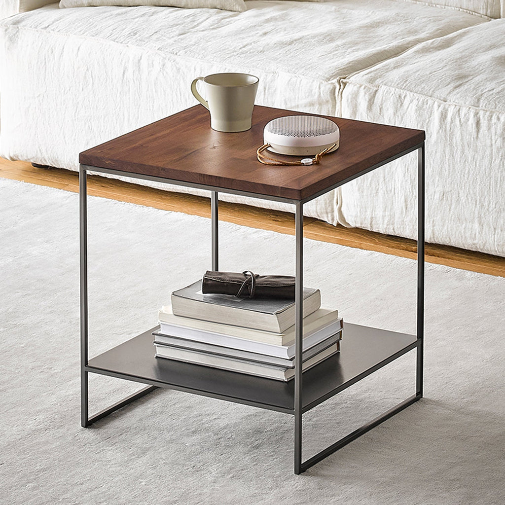 Table d'appoint de rangement en noyer Blacksteel