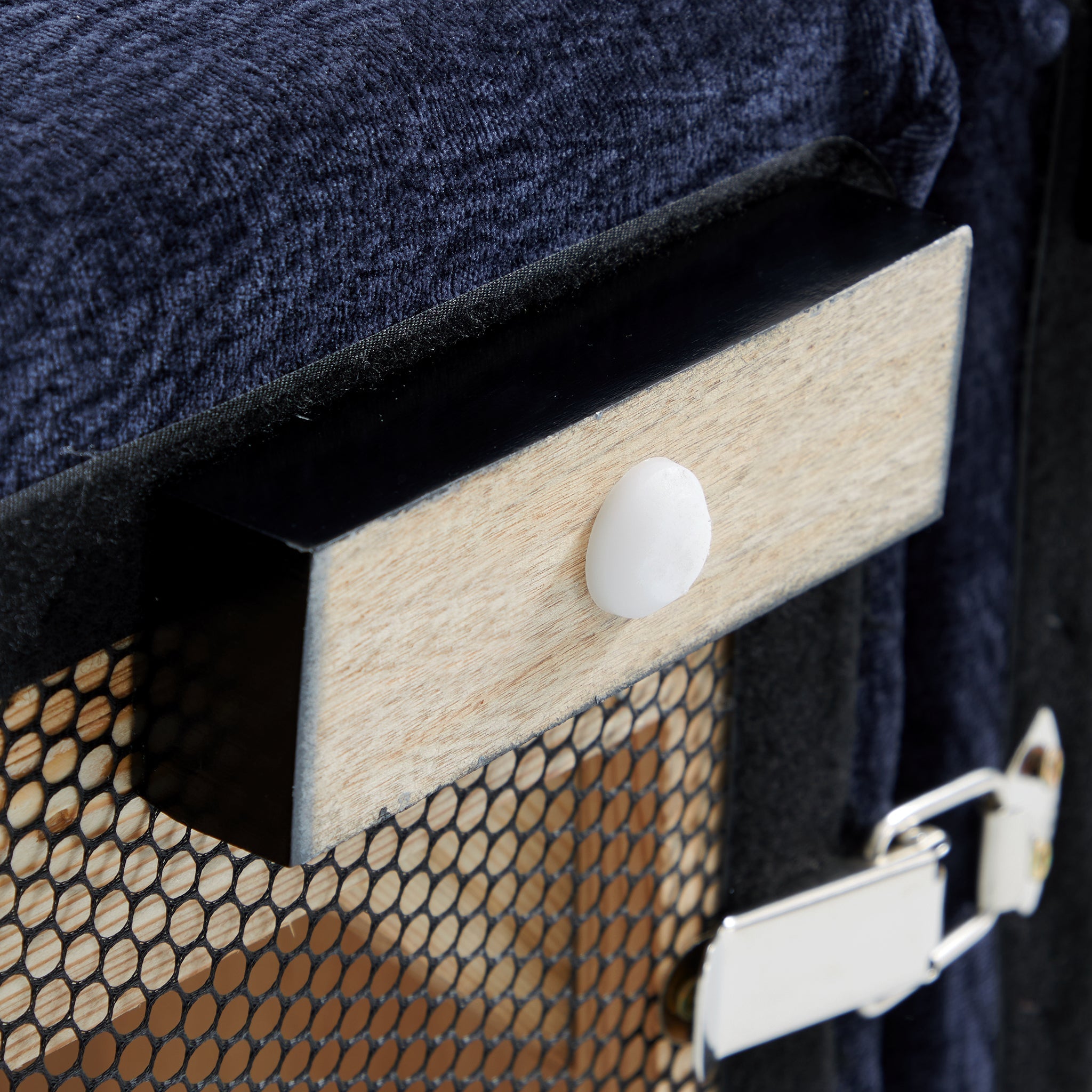 Le fauteuil bleu marine Empress