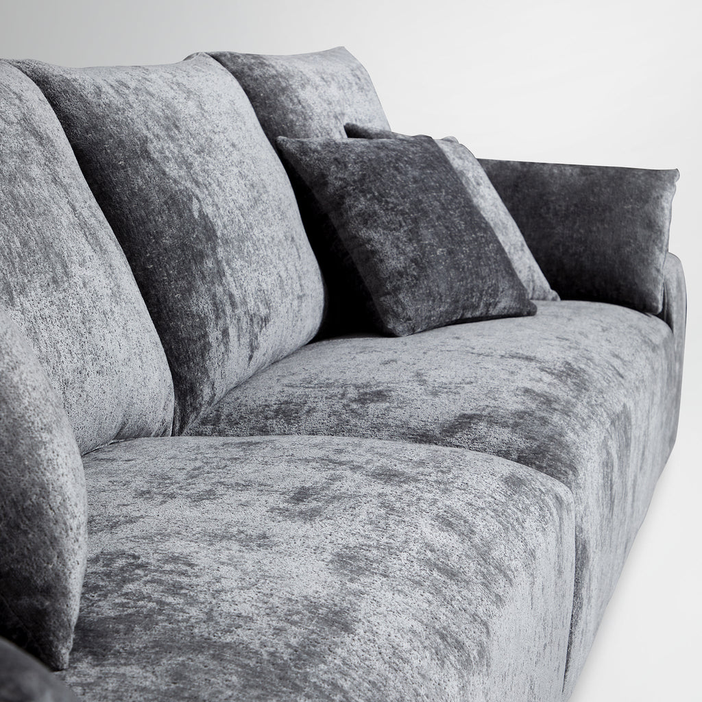 Le canapé et le pouf beiges Empress