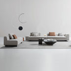 Canapé sectionnel capitonné Brandy Channel avec table basse