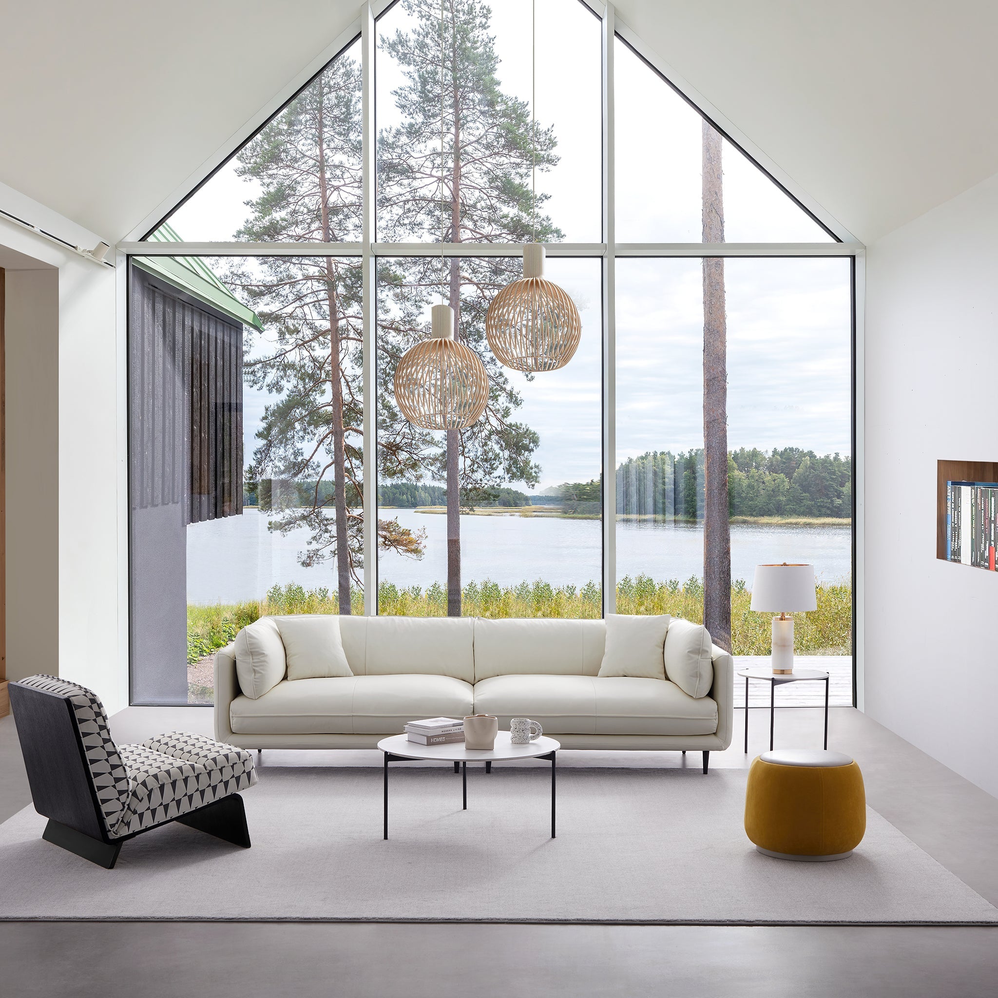 Canapé en cuir marron vanille