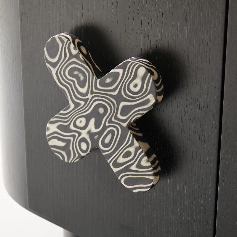 Buffet noir Cross &amp; Line