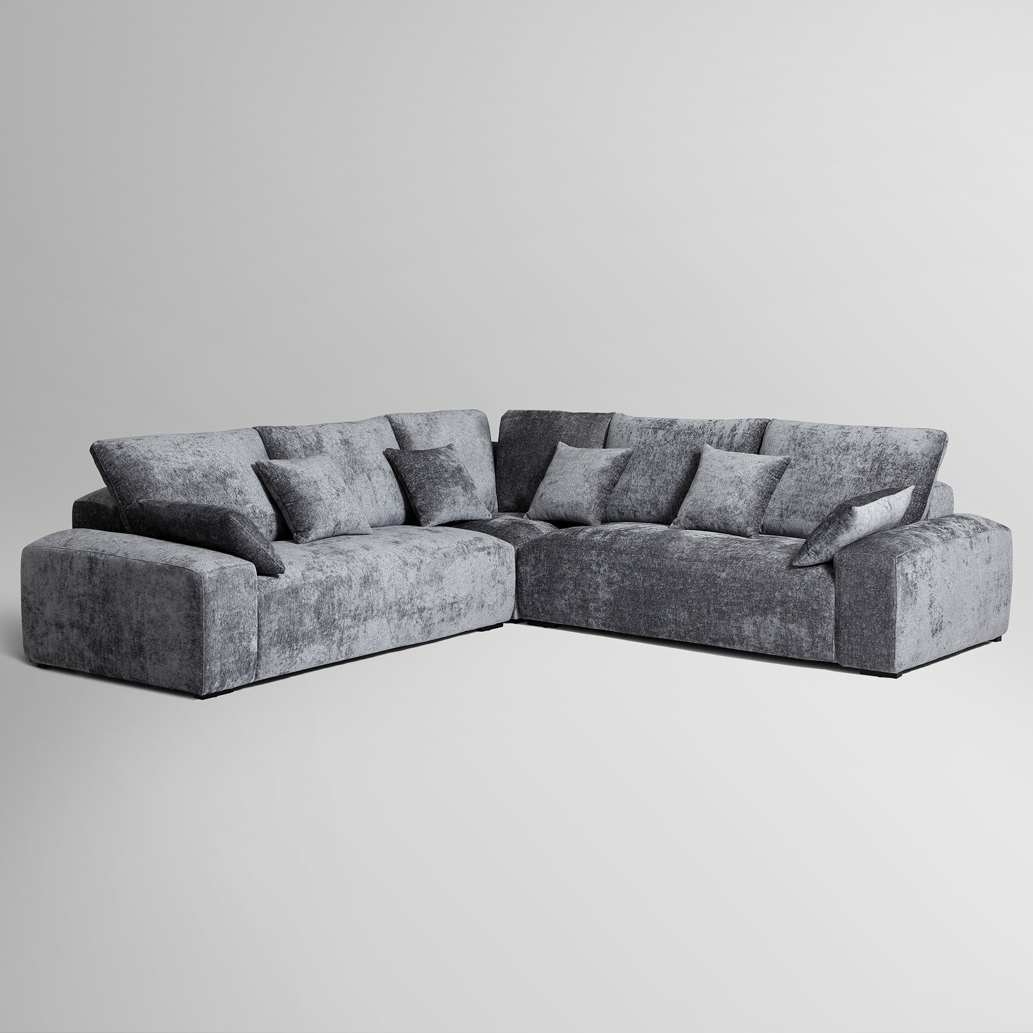 Le canapé d'angle sectionnel gris Empress