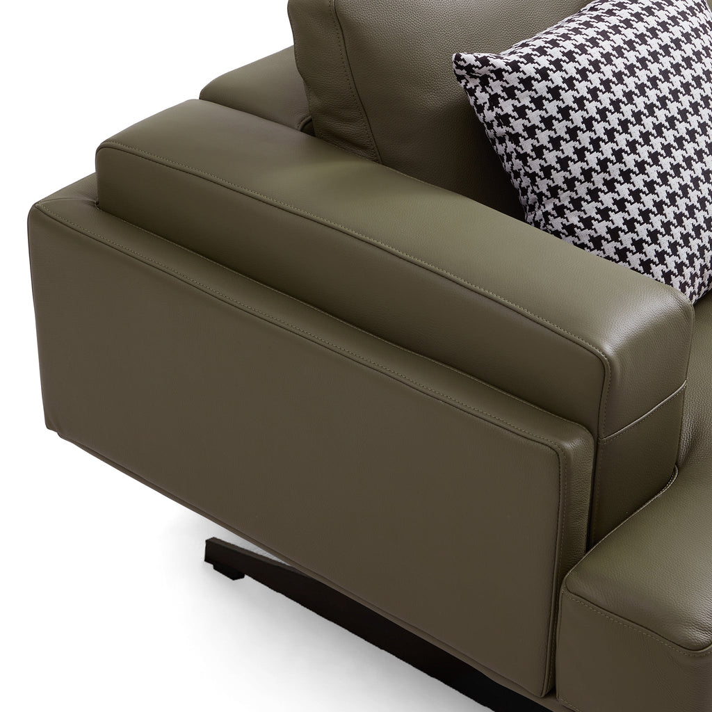 Fauteuil Olivia en cuir véritable pleine fleur