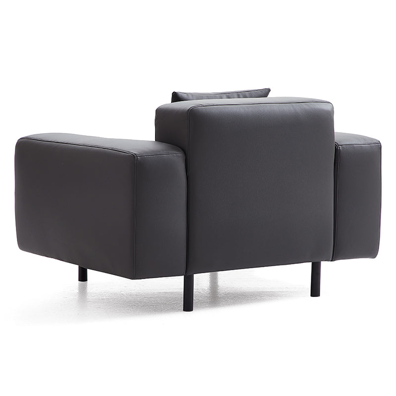 Fauteuil en cuir beige noble