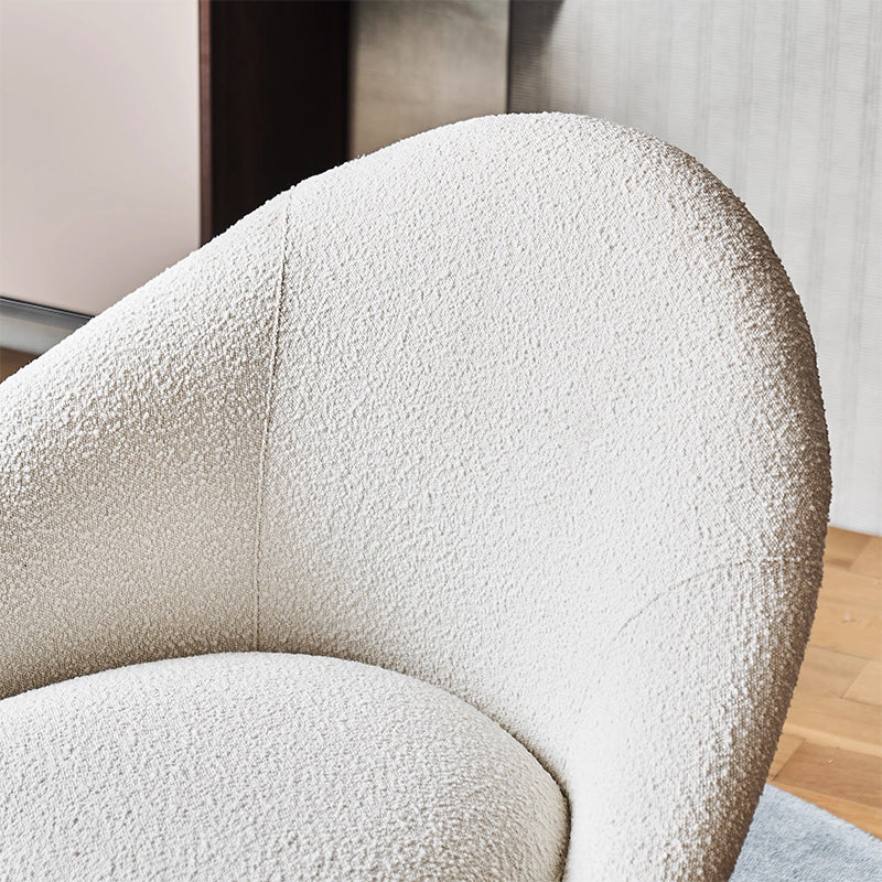 Chaise pivotante en tissu bouclé beige Calla