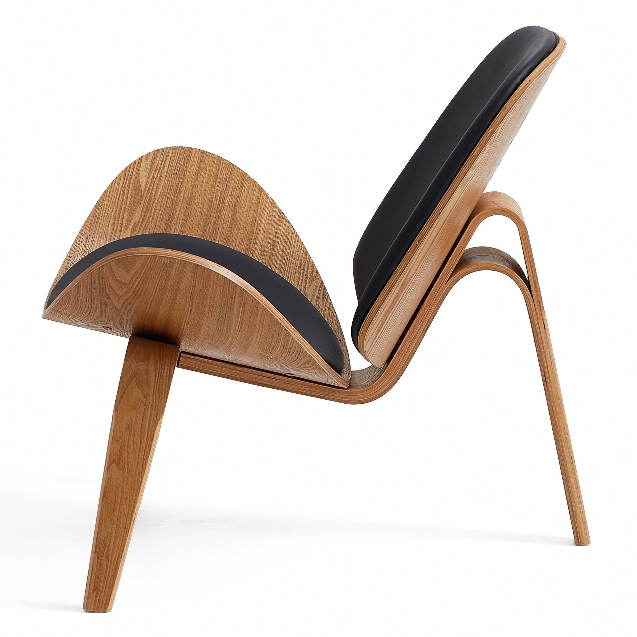 Chaise à coque noire Mermaid Wegner