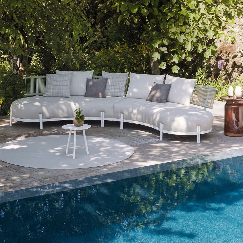 Ensemble de canapés sectionnels en osier incurvé pour l'extérieur Maui