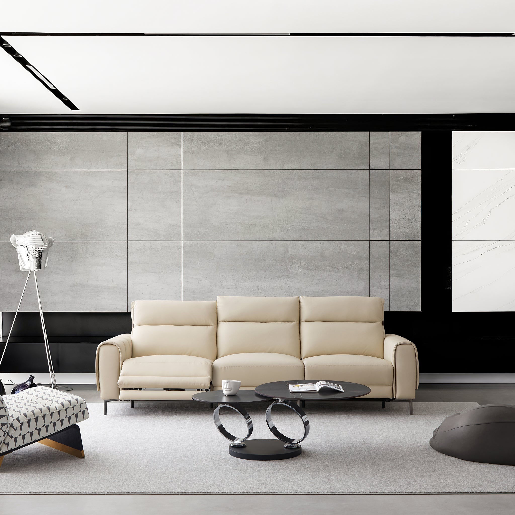 Canapé-lit inclinable électrique en cuir Louis