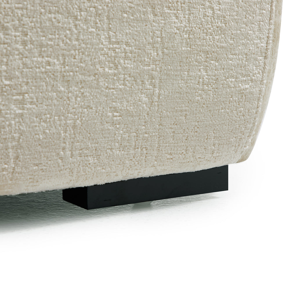 L'ensemble de canapés beiges Empress