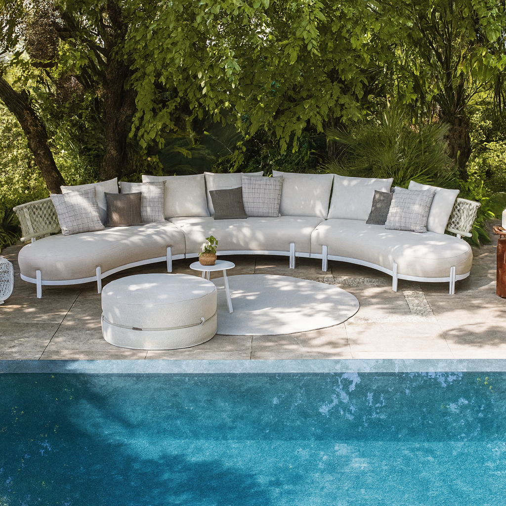 Ensemble de canapés sectionnels en osier incurvé pour l'extérieur Maui