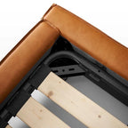 Lit en cuir cannelle