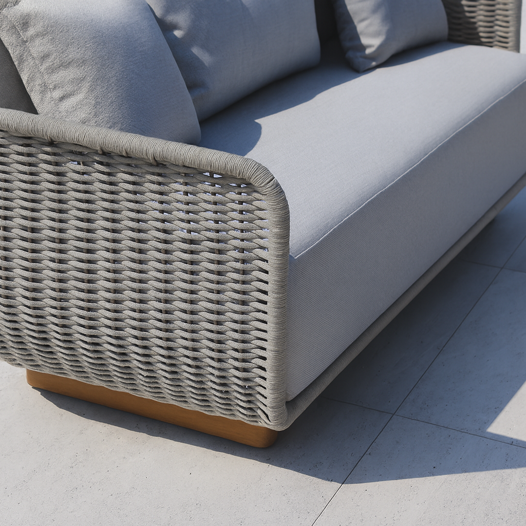 Ensemble de canapés d'extérieur en osier Laguna avec coussins