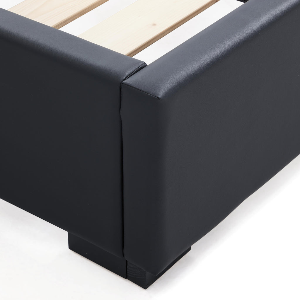 Lit en cuir noir Domus