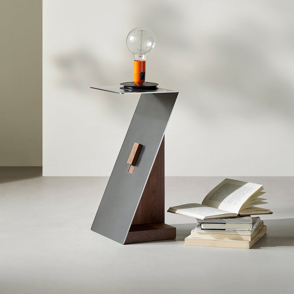Table d'appoint en acier inoxydable Locke