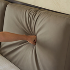 Lit en cuir crème truffe