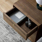 Table de chevet en racine de cèdre