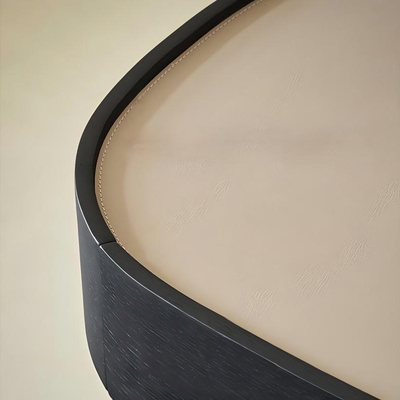 Table de chevet à pois en marbre