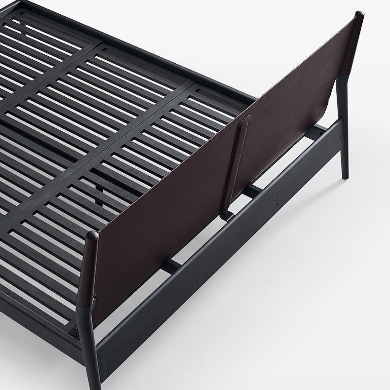 Lit en cuir crème truffe