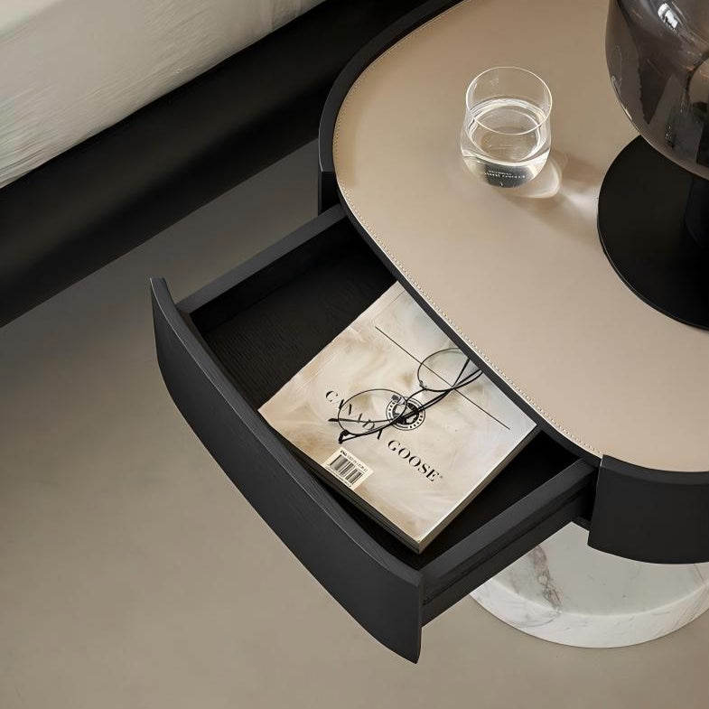 Table de chevet à pois en marbre