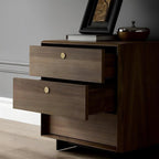 Table de chevet en racine de cèdre