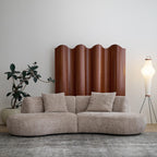 Canapé sectionnel ouvert et incurvé Nestled