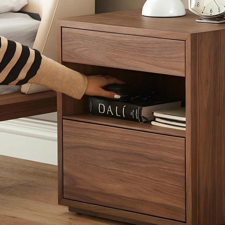 Table de chevet Breeze en noyer