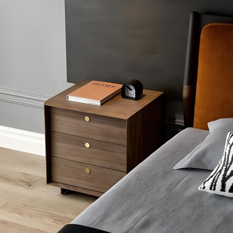 Table de chevet en racine de cèdre