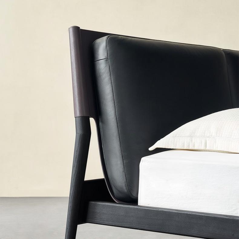 Lit en cuir crème truffe