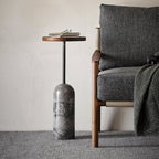 Table d'appoint en marbre de Nowra