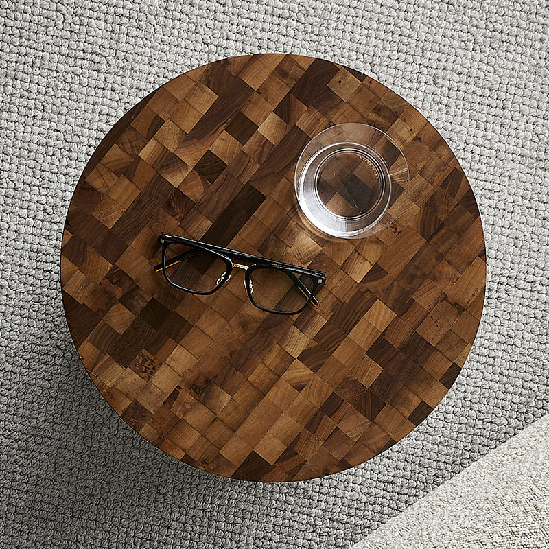 Table d'appoint sculpturale en chêne et noyer