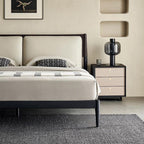 Lit en cuir crème truffe