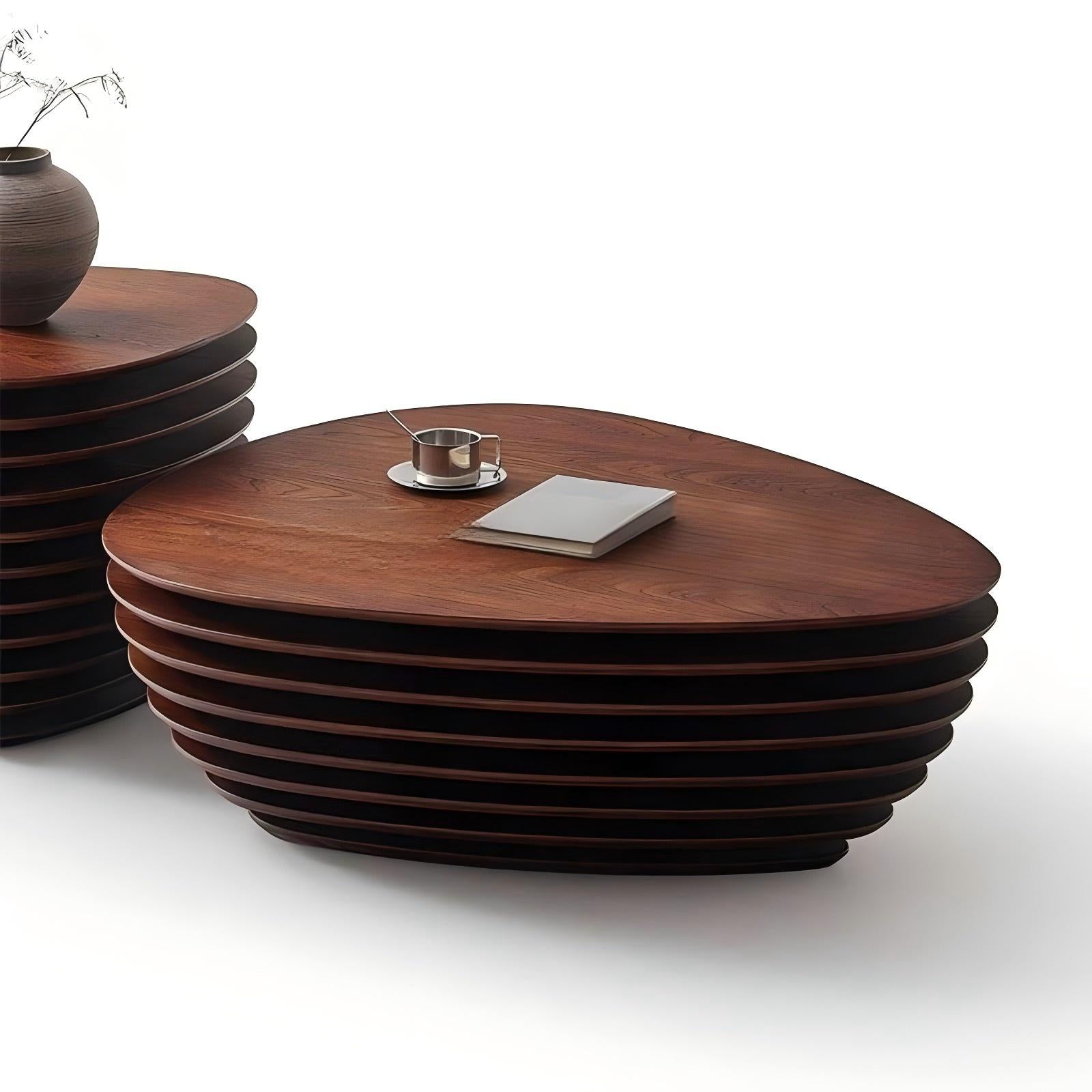 Table basse gigogne de forme irrégulière