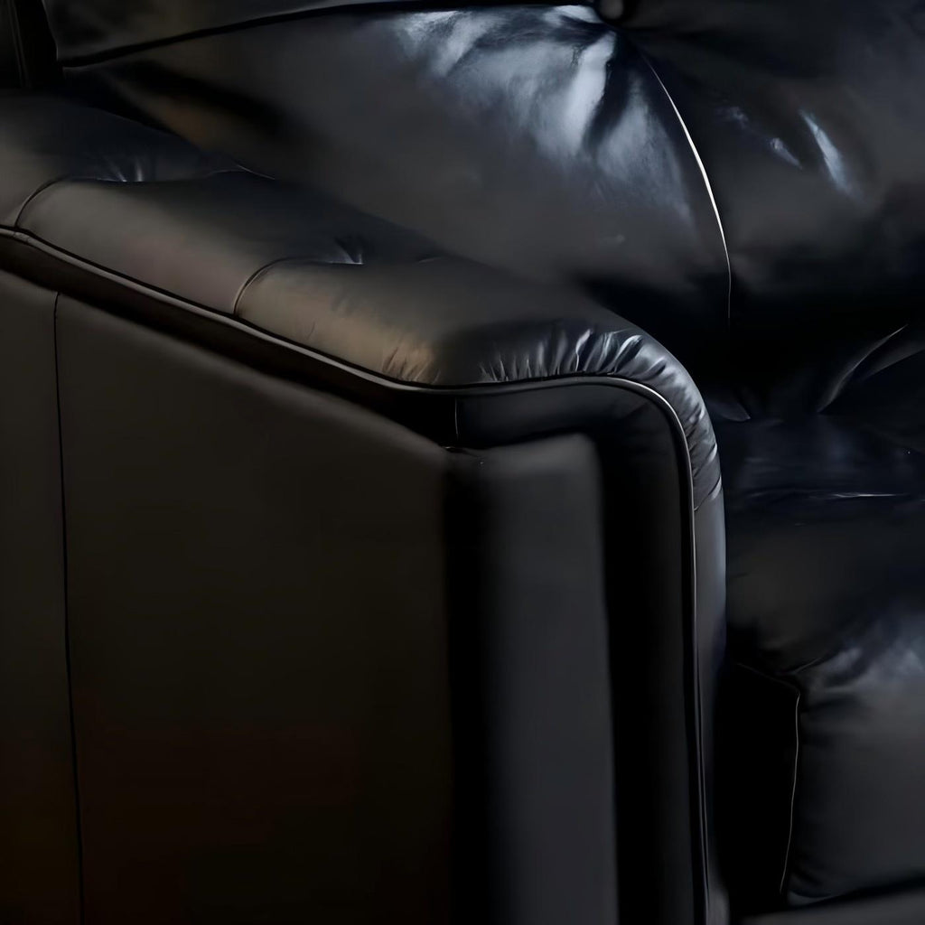 Canapé baroque capitonné en cuir noir 