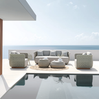 Ensemble de canapés d'extérieur en osier Laguna avec coussins